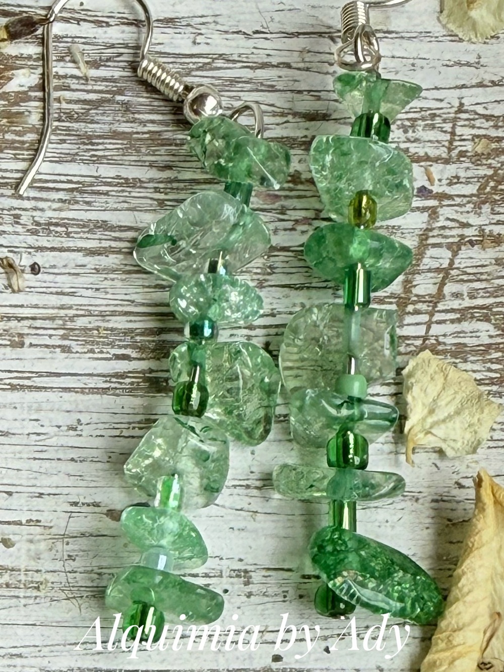 Alquimia Light and Dark Green Ghost quartz Chip Dangle Earrings